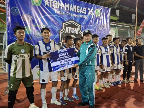 MEMBANGGAKAN, TIM FUTSAL SMPN 3 SUMENEP JUARA 1 ATOM MANSAS 2025 FUTSAL CHAMPIONSHIP